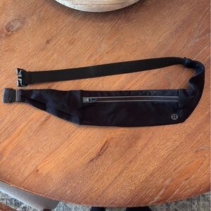 Lululemon Fast and free running belt